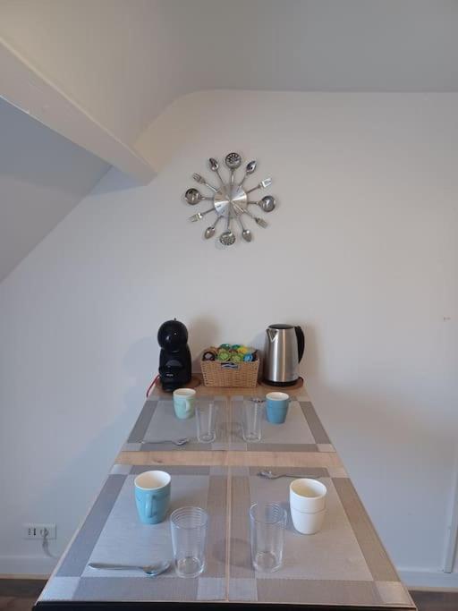 Le Citadin Aeroport Beauvais Paris Apartment Exterior photo