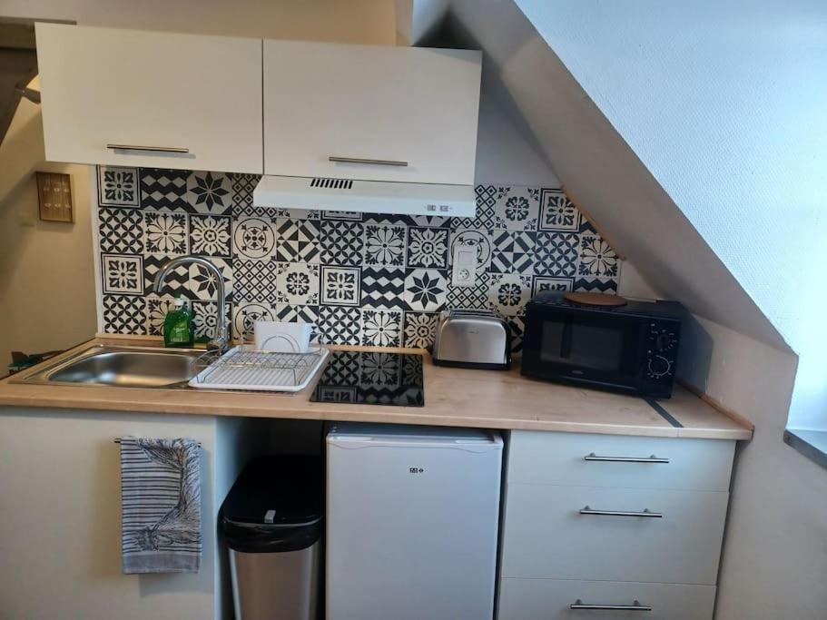 Le Citadin Aeroport Beauvais Paris Apartment Exterior photo